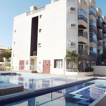 Апартаменты Apartamento Com Vista Do Mar Em Residencial Com Piscina Флорианополис Экстерьер фото