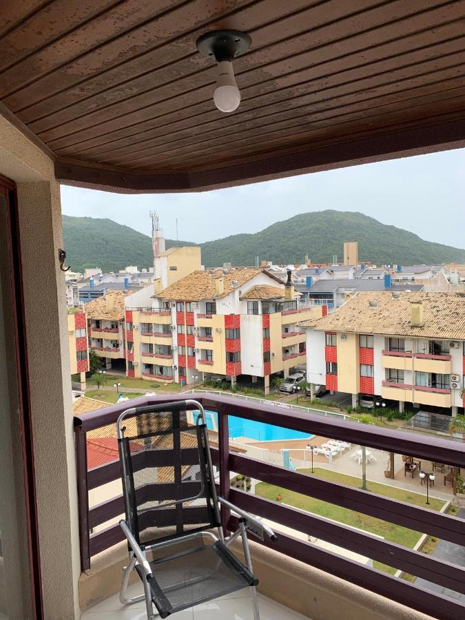 Апартаменты Apartamento Com Vista Do Mar Em Residencial Com Piscina Флорианополис Экстерьер фото