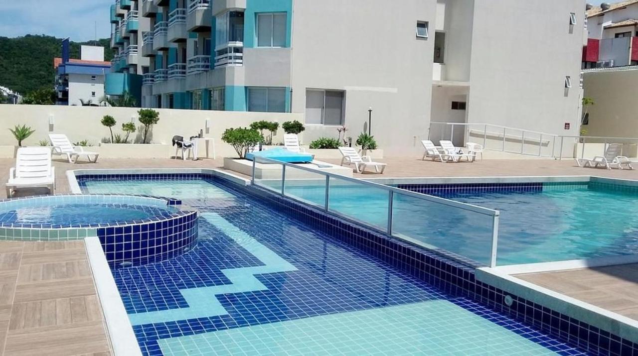 Апартаменты Apartamento Com Vista Do Mar Em Residencial Com Piscina Флорианополис Экстерьер фото